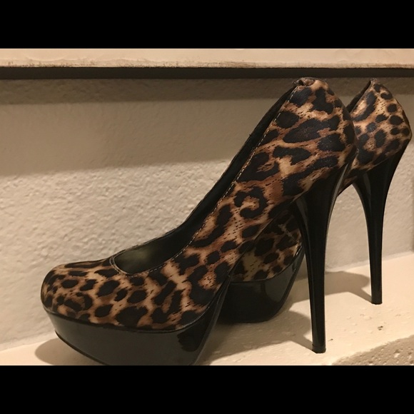 Bebe heels - Picture 2 of 6